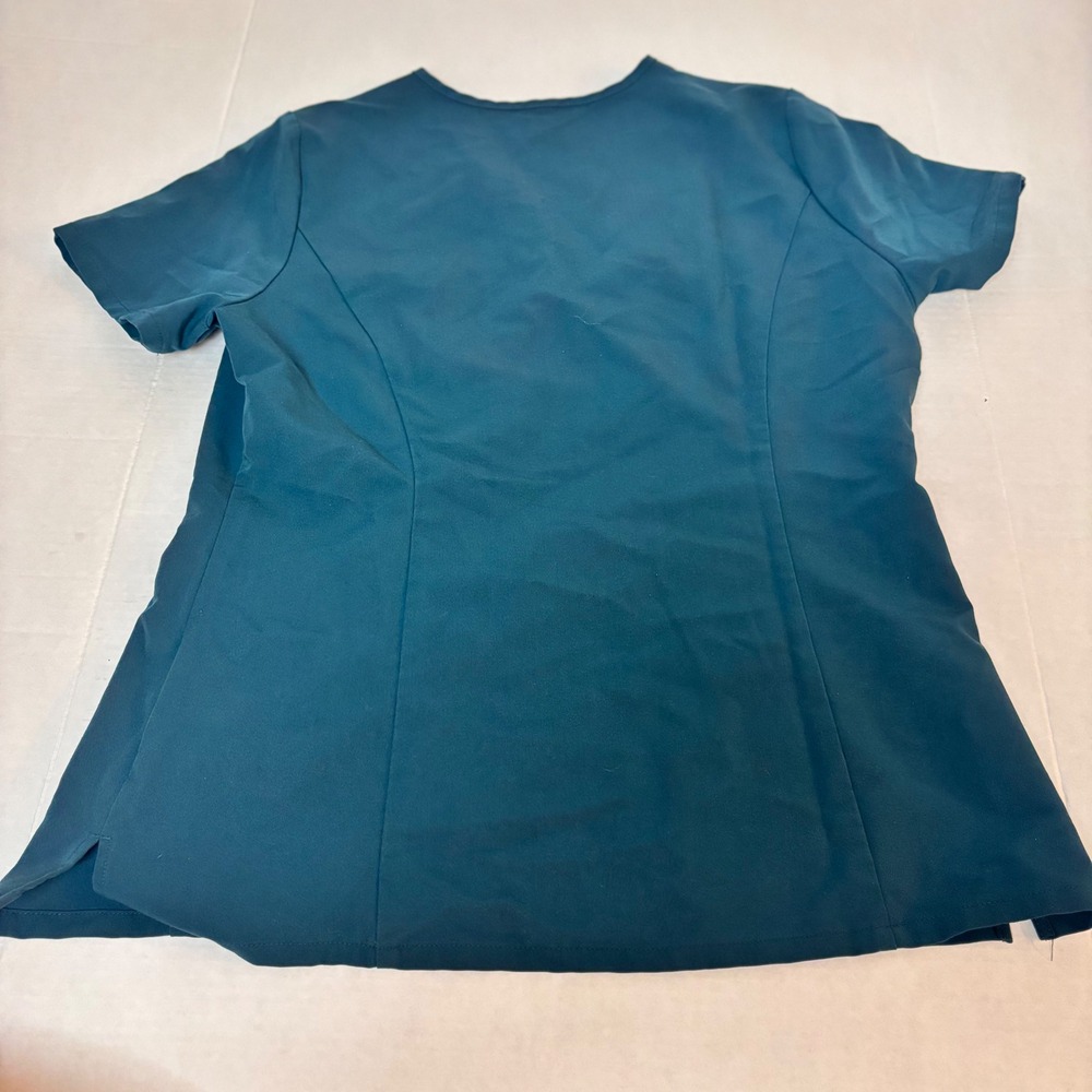 Figs Casma One-Pocket Scrub Top Teal Womens LTechnical Collection scrubs - Picture 9 of 12